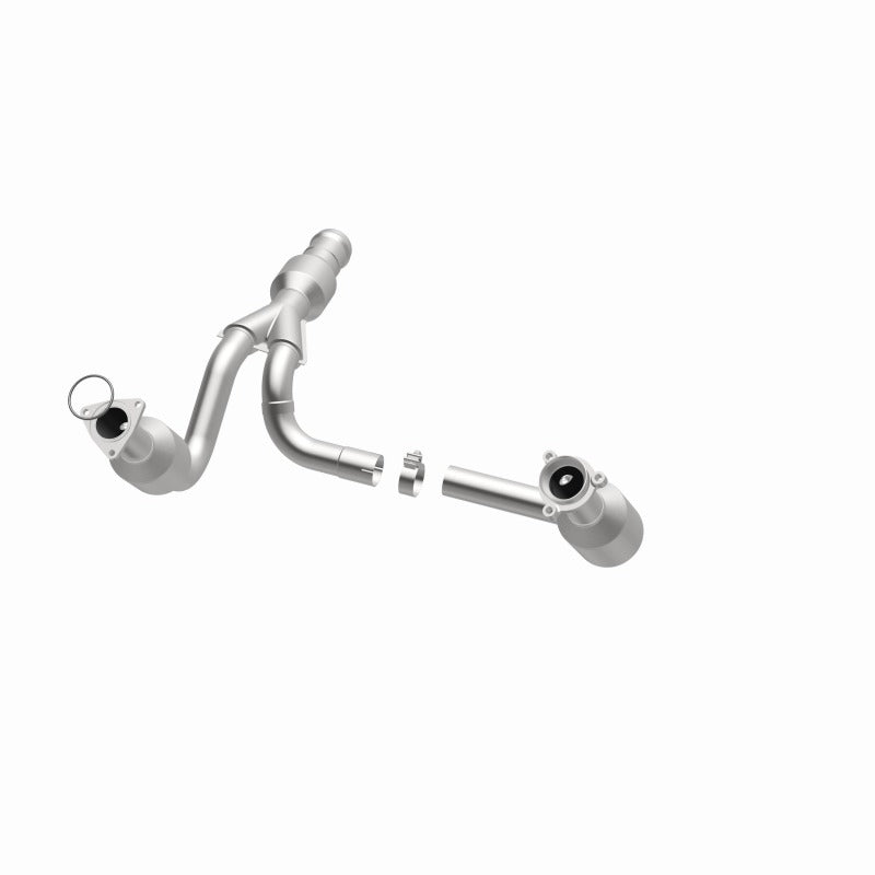 MagnaFlow Direct Fit Catalytic Converter 2015 GMC Yukon XL V8 6.2L