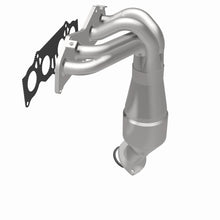 Load image into Gallery viewer, MagnaFlow Direct Fit Catalytic Converter 02-06 Toyota Camry 2.4L
