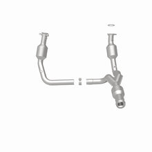 Load image into Gallery viewer, MagnaFlow Direct Fit Catalytic Converter 2015 GMC Yukon XL V8 6.2L