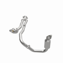Load image into Gallery viewer, MagnaFlow Direct Fit Catalytic Converter 2015-2017 Transit-150 V6 3.5 OEM Underbody