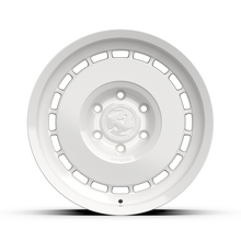 Load image into Gallery viewer, fifteen52 Evolution HD 17x8 6x130 38mm ET 84.1mm Center Bore Classic White Wheel