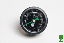 Load image into Gallery viewer, Radium Engineering 0-100 PSI Fuel Pressure Gauge With 90 Degree Adapter