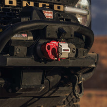 Load image into Gallery viewer, Ford Racing Epic D-Ring Shackle