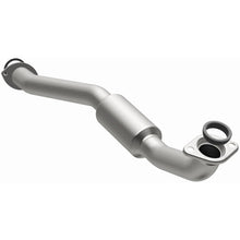 Load image into Gallery viewer, MagnaFlow Direct Fit Catalytic Converter 2009-2012 Highlander 2.7 L Underbody
