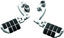 Kuryakyn Longhorn Offset Dually ISO Pegs With 1-1/4in Clamp Chrome