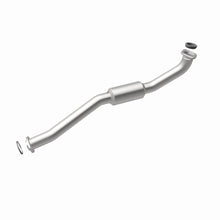 Load image into Gallery viewer, MagnaFlow Direct Fit Catalytic Converter 2009-2012 Highlander 2.7 L Underbody