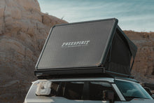 Load image into Gallery viewer, DV8 Offroad 24-25 Toyota Land Cruiser / GX550 Roof Rack