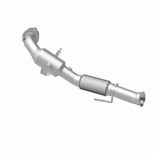 Load image into Gallery viewer, MagnaFlow Direct Fit Catalytic Converter 16-17 Ford Focus 2.3L Underbody