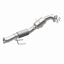 Load image into Gallery viewer, MagnaFlow Direct Fit Catalytic Converter 16-17 Ford Focus 2.3L Underbody