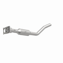 Load image into Gallery viewer, MagnaFlow Direct Fit Catalytic Converter CALIBER- 07-09 2.4L OEM