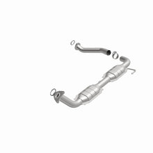 Load image into Gallery viewer, MagnaFlow Direct Fit Catalytic Converter 07-07/08 Toyota Tundra 5.7L Driver Side