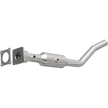 Load image into Gallery viewer, MagnaFlow Direct Fit Catalytic Converter CALIBER- 07-09 2.4L OEM