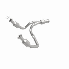 Load image into Gallery viewer, MagnaFlow Direct Fit Catalytic Converter 2015 GMC Yukon XL V8 6.2L