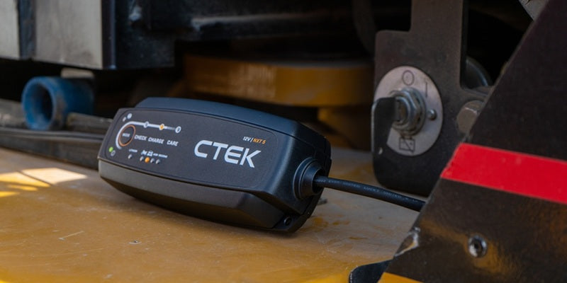 CTEK Battery Charger - 4.3A NXT 5 NA - 12V