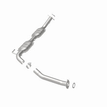Load image into Gallery viewer, MagnaFlow Direct Fit Catalytic Converter 07-07/08 Toyota Tundra 5.7L Driver Side