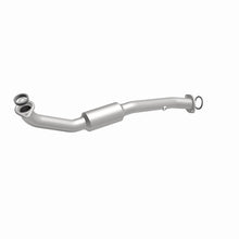 Load image into Gallery viewer, MagnaFlow Direct Fit Catalytic Converter 2009-2012 Highlander 2.7 L Underbody