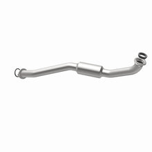 Load image into Gallery viewer, MagnaFlow Direct Fit Catalytic Converter 2009-2012 Highlander 2.7 L Underbody