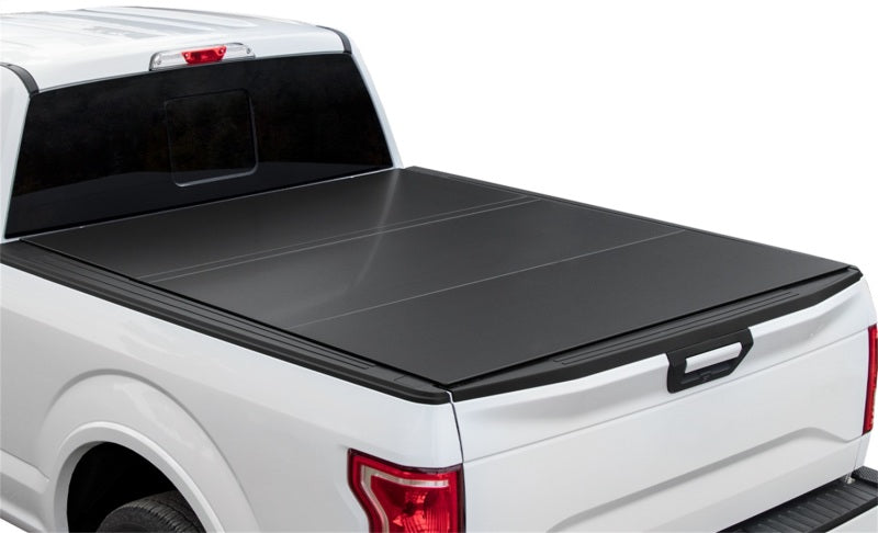 Access LOMAX Tri-Fold Cover 17-26 Ford Super Duty F-250/F-350/F-450 - 6ft 8in Standard Bed