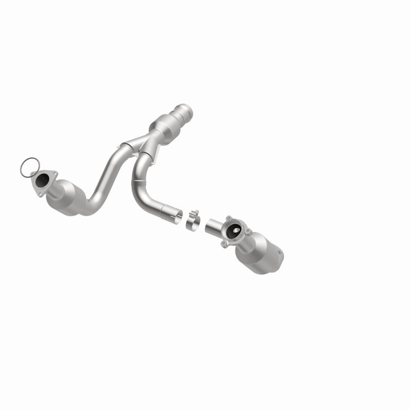 MagnaFlow Direct Fit Catalytic Converter 2015 GMC Yukon XL V8 6.2L