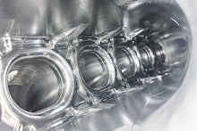 Load image into Gallery viewer, CSF S58 No Limit Billet Air-To-Air Competition Manifold