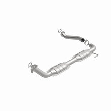 Load image into Gallery viewer, MagnaFlow Direct Fit Catalytic Converter 07-07/08 Toyota Tundra 5.7L Driver Side
