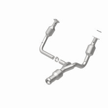 Load image into Gallery viewer, MagnaFlow Direct Fit Catalytic Converter 2015 GMC Yukon XL V8 6.2L