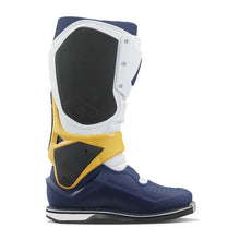 Load image into Gallery viewer, Gaerne SG22 Boot Squadron Size - 12