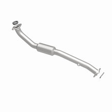 Load image into Gallery viewer, MagnaFlow Direct Fit Catalytic Converter 2009-2012 Highlander 2.7 L Underbody