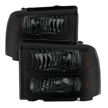 Load image into Gallery viewer, xTune Ford F250/350/450 Super Duty 05-07 Crystal Headlights Black Smoked HD-JH-FS05-AM-BSM